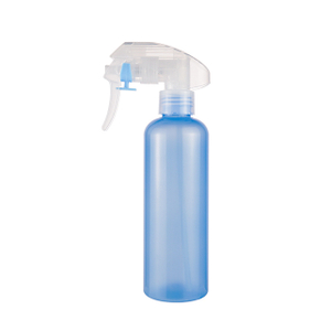 Custom 200ml Fine Mist Transparent Blue PET Spray Bottle for Personal Care Alcohol Cleaning